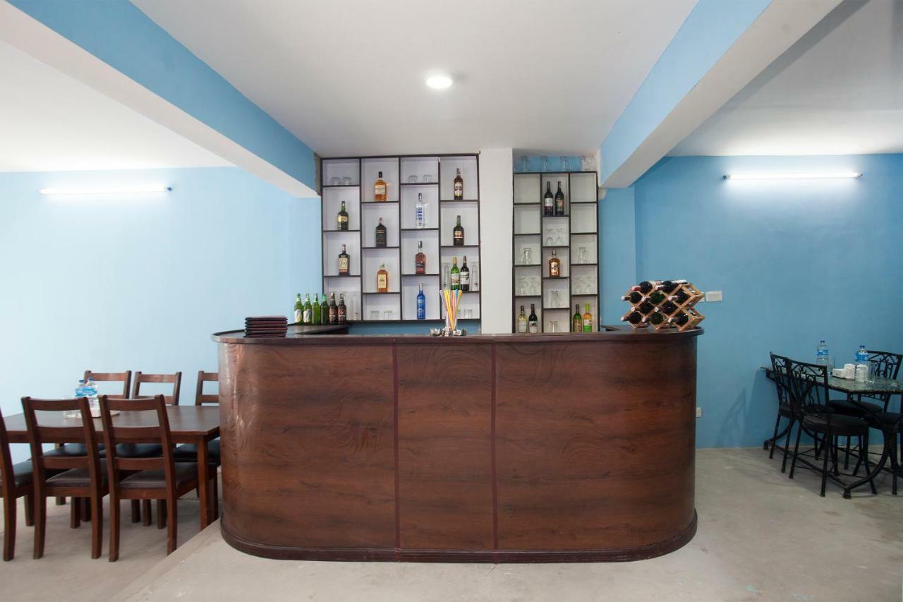 Hotel Crossroads Katmandu Zewnętrze zdjęcie