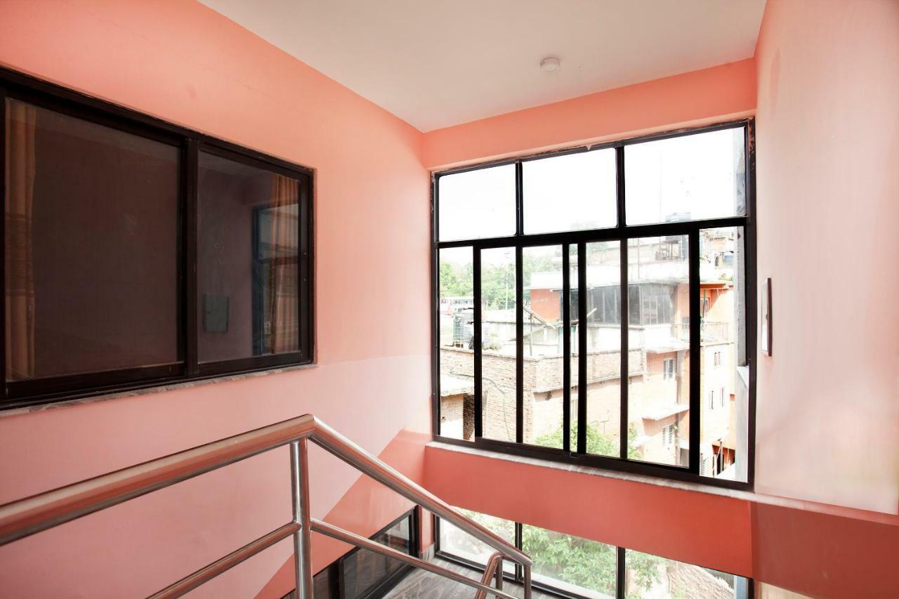 Hotel Crossroads Katmandu Zewnętrze zdjęcie