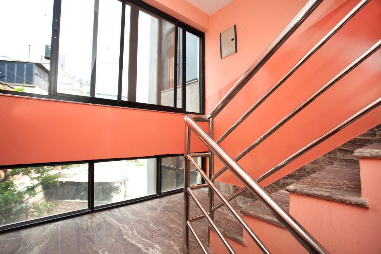 Hotel Crossroads Katmandu Zewnętrze zdjęcie
