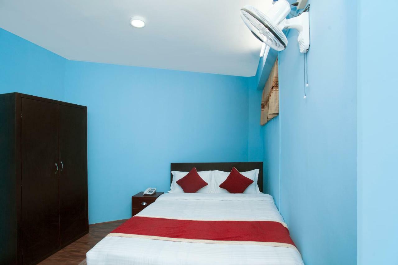 Hotel Crossroads Katmandu Zewnętrze zdjęcie
